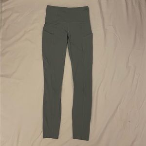 Lululemon Leggings (Fast and Free)